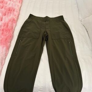Athleta Women’s Dark Green Jogger Pants